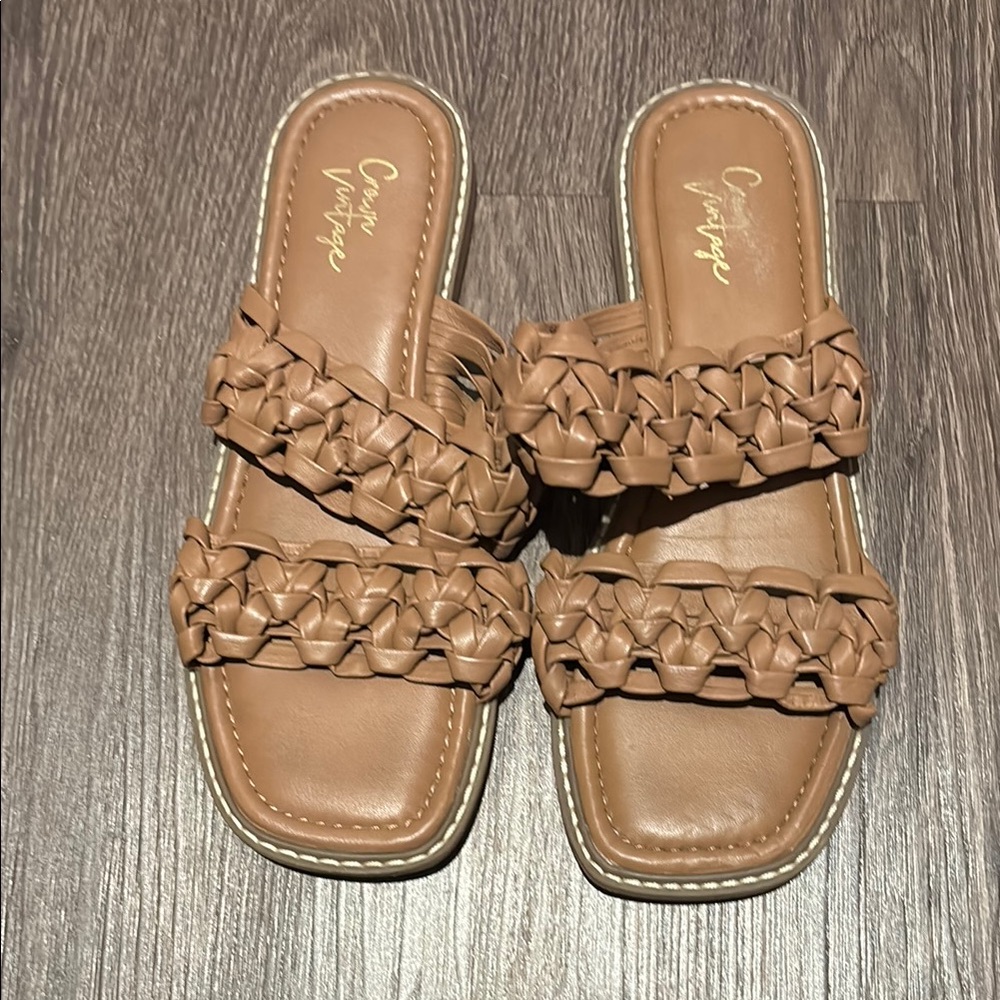 Tan Woven Women's Sandals. Crown Vintage Size 8